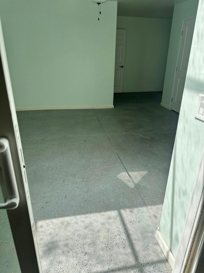 2449 Greenwich Dr in Fullerton, CA - Building Photo - Building Photo