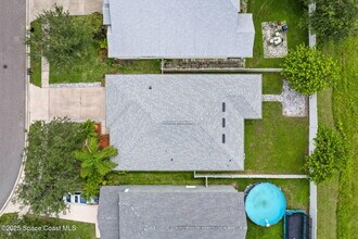 301 Wishing Well Cir SW in Palm Bay, FL - Building Photo - Building Photo