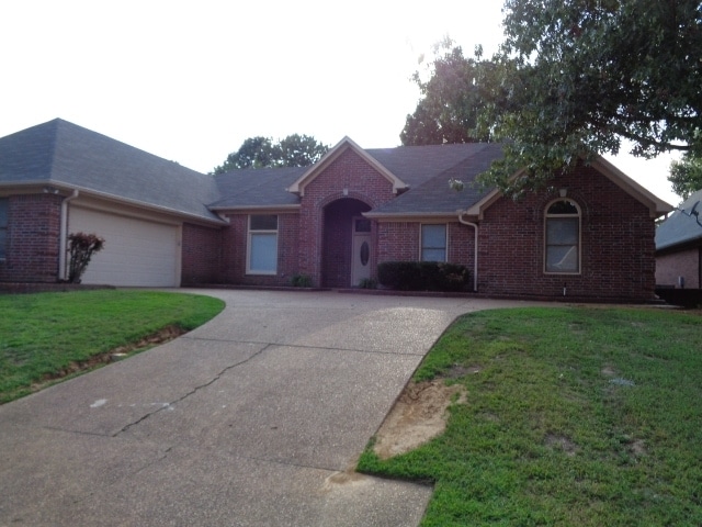 property at 5181 Marlboro Ct