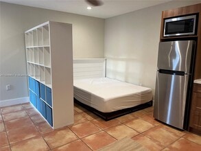 9801 SW 123rd St in Miami, FL - Building Photo - Building Photo
