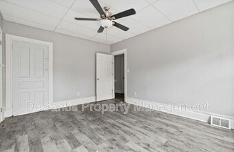 1705 Tustin St in Pittsburgh, PA - Building Photo - Building Photo