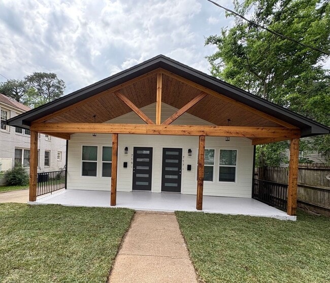property at 717-719 Augusta Ave