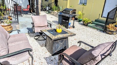 2344 1st Ave N, Unit Small Charming Getaway in St. Petersburg, FL - Building Photo - Building Photo