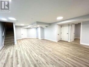 650 Perseus Ave in Ottawa, ON - Building Photo - Building Photo