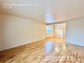 2312 W Plymouth St in Seattle, WA - Building Photo - Building Photo