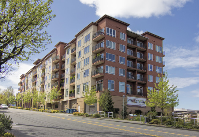 Aljoya Thornton Place in Seattle, WA - Foto de edificio - Building Photo