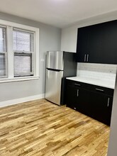 5033 N Harding Ave in Chicago, IL - Building Photo - Building Photo