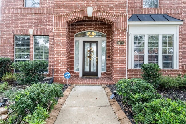 property at 3902 Lakeridge Canyon Dr