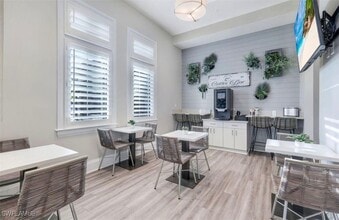 11127 Canopy Loop in Ft. Myers, FL - Building Photo - Building Photo