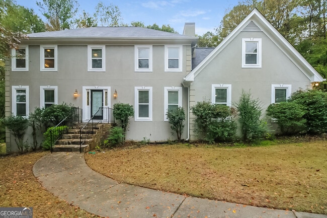 5501 Reynard Trail