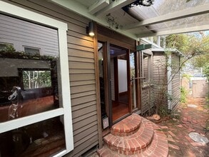 Hidden Garden Retreat – A One-Bedroom Oasis in the Heart of Venice in Los Angeles, CA - Building Photo - Building Photo