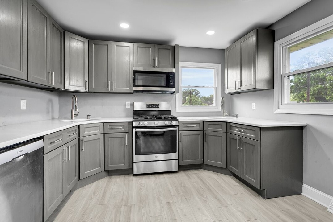 203 Orchard St in Keyport, NJ - Building Photo
