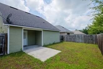 4122 Barrington Dr in Valdosta, GA - Building Photo - Building Photo