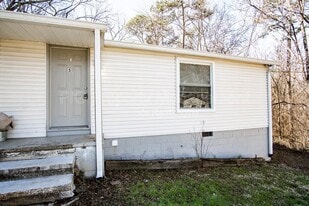 3715 Sisk Rd NW in Knoxville, TN - Building Photo