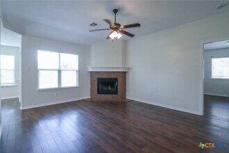 7819 Bridgepointe Dr in Temple, TX - Building Photo - Building Photo