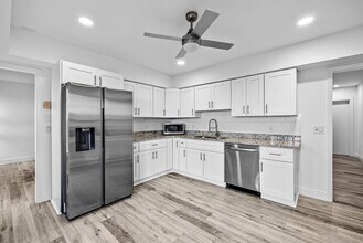 6165 Old Court Rd in Boca Raton, FL - Building Photo - Building Photo