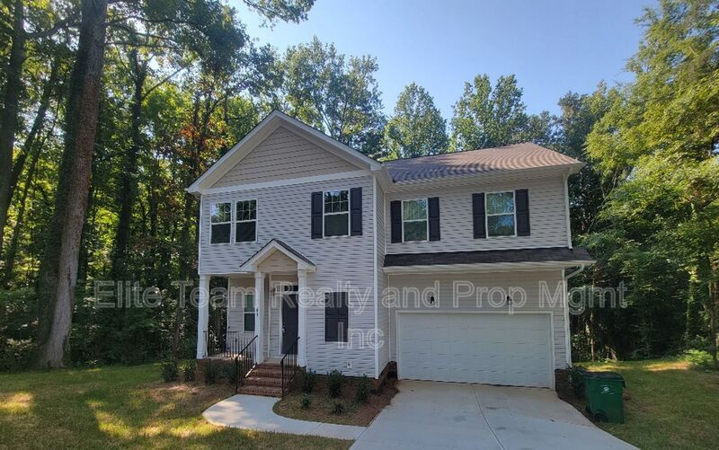 6941 Calton Ln in Charlotte, NC - Building Photo