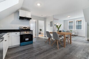 108 Paul Gore St in Boston, MA - Building Photo