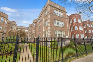 8016 S Evans Ave in Chicago, IL - Foto de edificio - Interior Photo