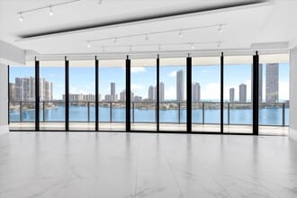 5500 Island Estates Dr in Aventura, FL - Foto de edificio - Building Photo