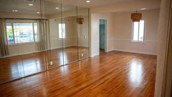 1511 N Rose St in Burbank, CA - Foto de edificio - Building Photo