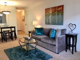 Ormond Plantation Apartments