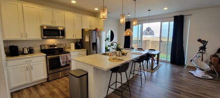 7045 Boreal Dr in Colorado Springs, CO - Foto de edificio - Building Photo