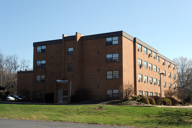 Lebanon Towne House Apartments in Lebanon, PA - Foto de edificio - Building Photo