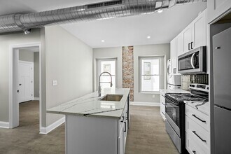 53 Laurel St in Buffalo, NY - Building Photo - Building Photo
