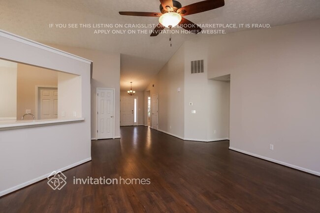 2010 Charleston Oak Cir in Lawrenceville, GA - Foto de edificio - Building Photo