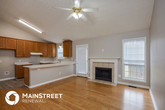 110 Tara Way in Covington, GA - Foto de edificio - Building Photo