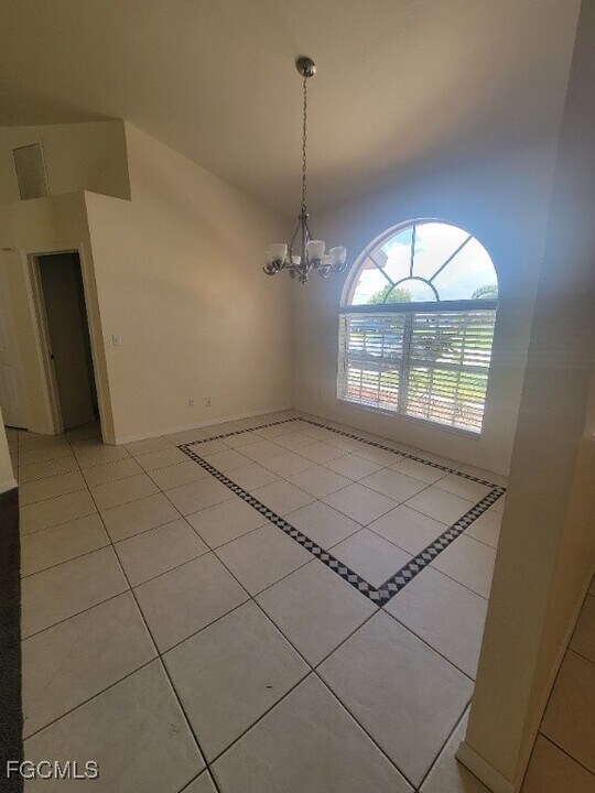 91 Riviera St in Lehigh Acres, FL - Building Photo