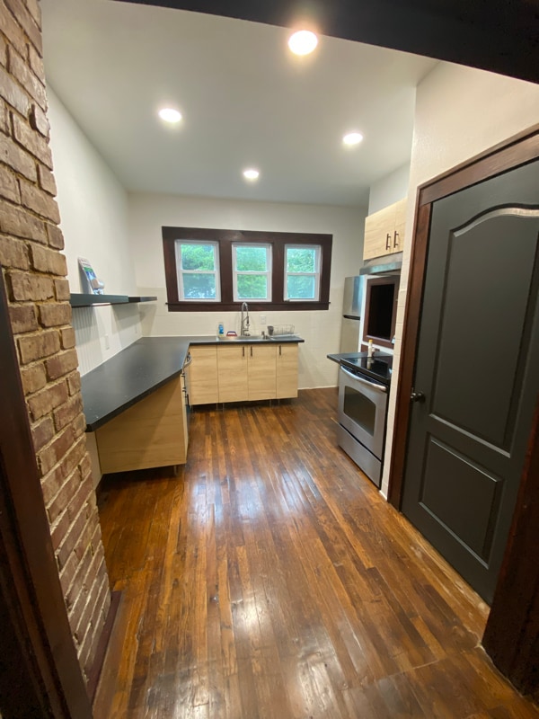 property at 808 W 3rd St