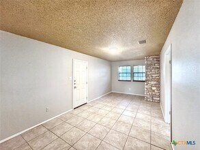 501 Ridge Dr in San Marcos, TX - Building Photo - Building Photo