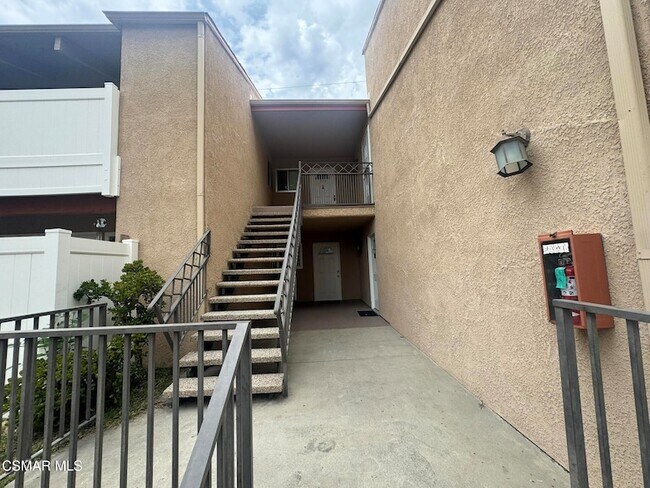 property at 10331 Lindley Ave