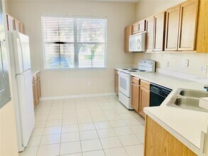 7604 Acklins Rd in Kissimmee, FL - Building Photo - Building Photo