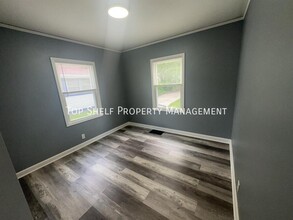 1506 Hutton St in Des Moines, IA - Building Photo - Building Photo