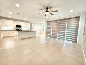 35770 McCarthy St in Palm Desert, CA - Building Photo - Building Photo