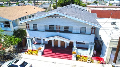 1431 W 24th St in Los Angeles, CA - Foto de edificio - Building Photo