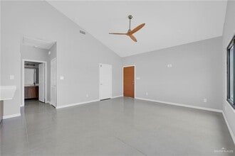 11 Oriole Rd in Weslaco, TX - Building Photo - Building Photo