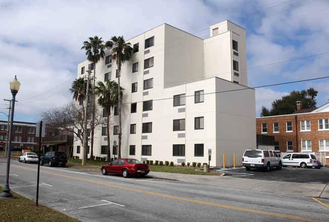 Plant City Towers Apartments in Plant City, FL - Foto de edificio - Building Photo