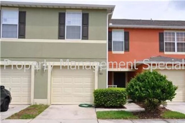 property at 585 Cresting Oak Cir
