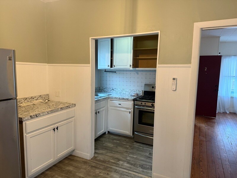204 Jepson St in Fall River, MA - Building Photo