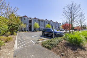 6421 53rd Avenue Ct W in University Place, WA - Building Photo - Building Photo