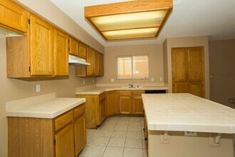 6562 Hayden Peak Ln in Las Vegas, NV - Building Photo - Building Photo
