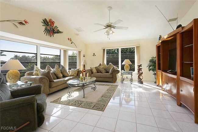 property at 105 SW 39th Pl
