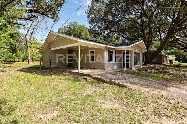 7212 Muscadine Ave in Mobile, AL - Building Photo - Building Photo