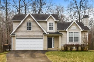 233 Galvin Trail in Dallas, GA - Building Photo
