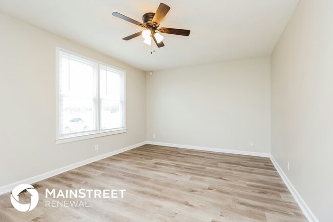 410 Watts Dr in Columbia, TN - Foto de edificio - Building Photo