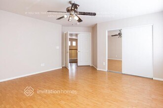 8760 Wallaby Ln in Las Vegas, NV - Foto de edificio - Building Photo